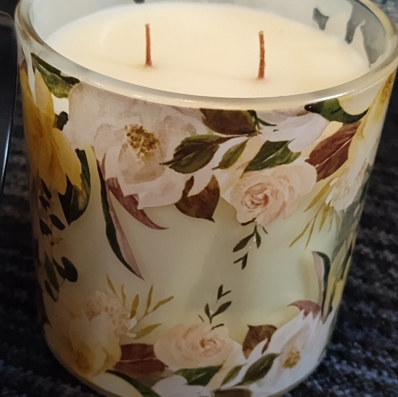 NEW!! COUNTRY SUN Candle 14oz (Lemon Cake) - Picture 2 of 5